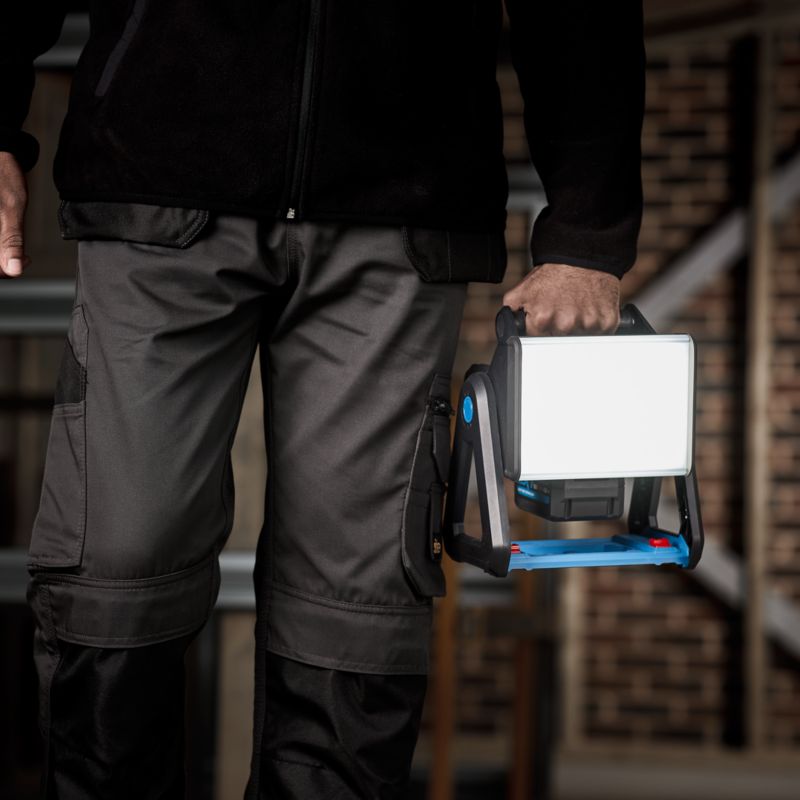 Værkstedslampe 18 V 2000 lm Uden Batteri