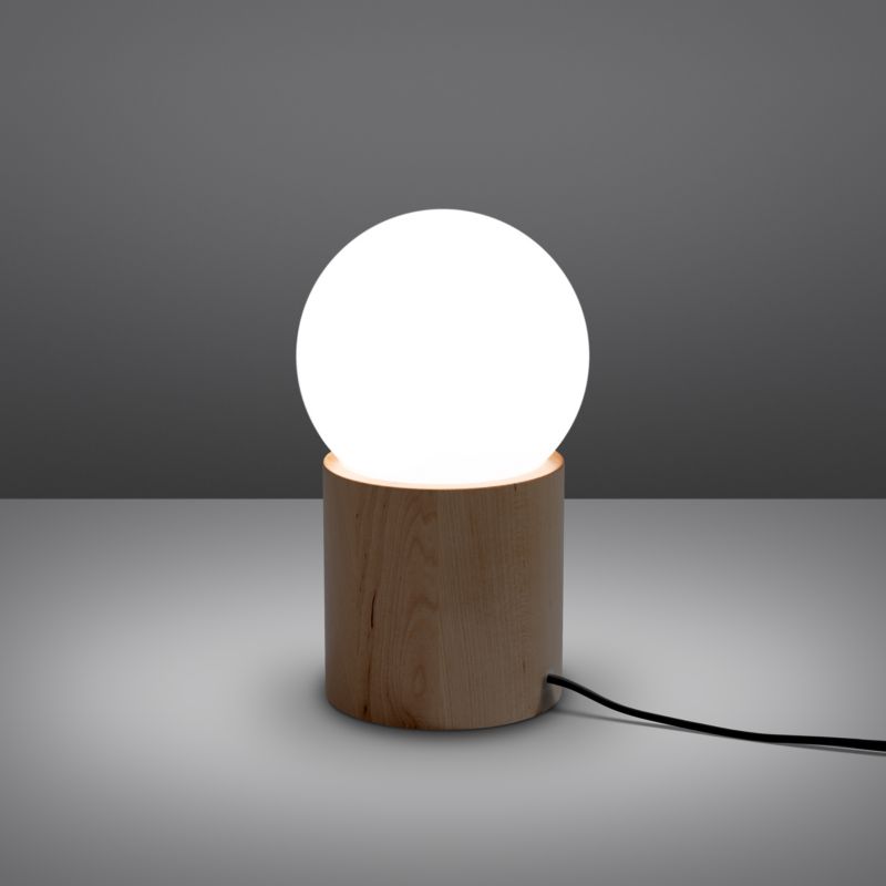 Boomo bordlampe i træ fra Sollux Lighting, 1 stk.