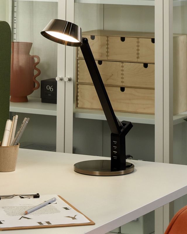 Chamaeleon skrivebordslampe i messing, 1 stk.