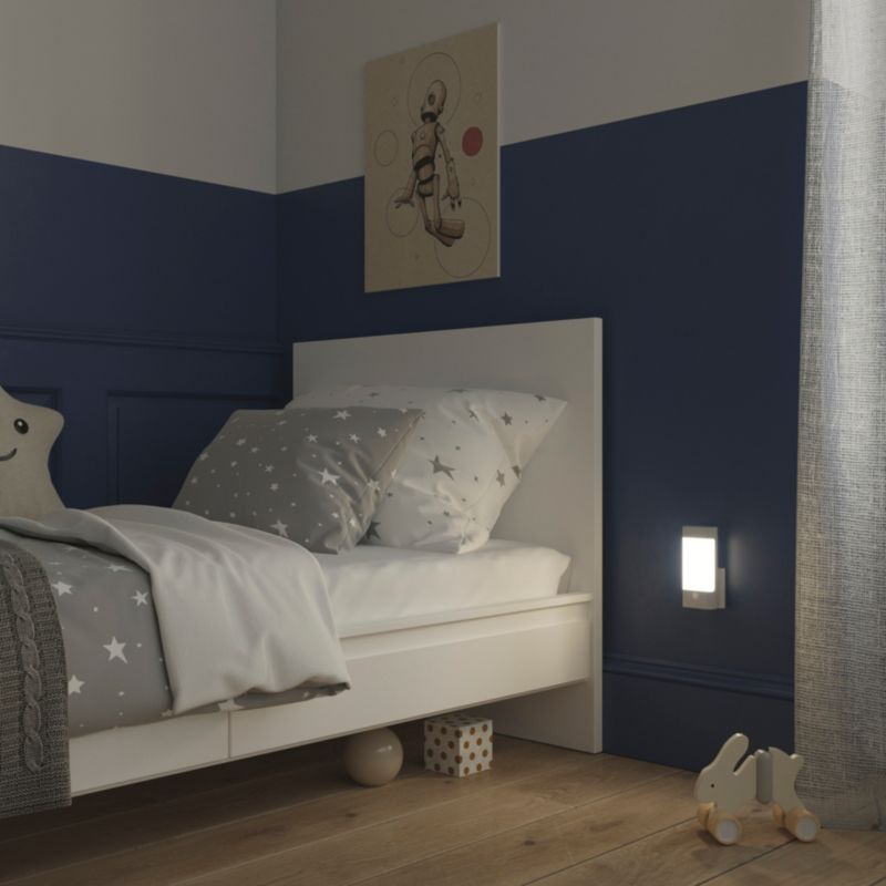 GoodHome Marcy natlampe 10 lm 4000 K med bevægelsessensor