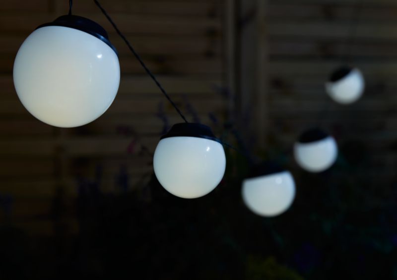 Solcellelampe kugle 9 cm til nedstikning, 5 stk.