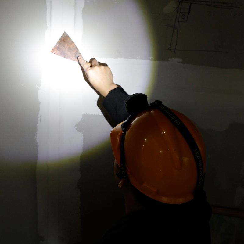 Diall pandelampe 120 lm med 3 x AAA-batterier