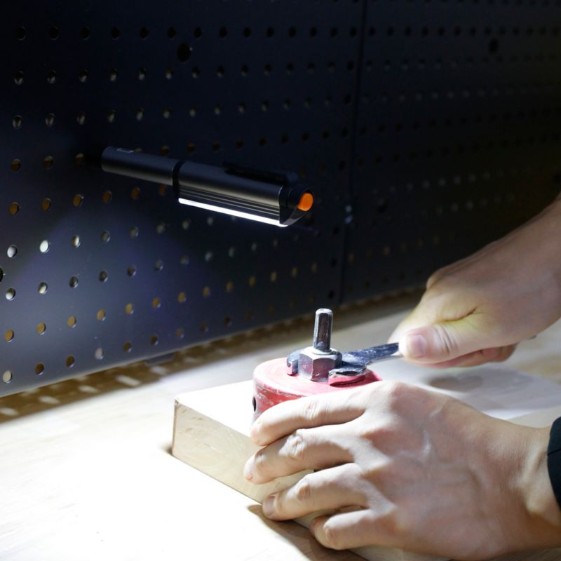 Diall lommelygte 120 lm 3 x AAA