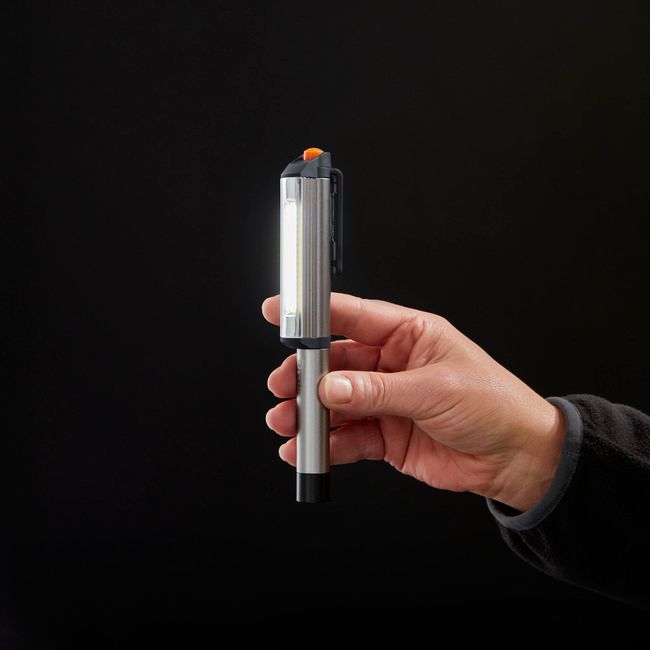 Diall lommelygte 120 lm 3 x AAA