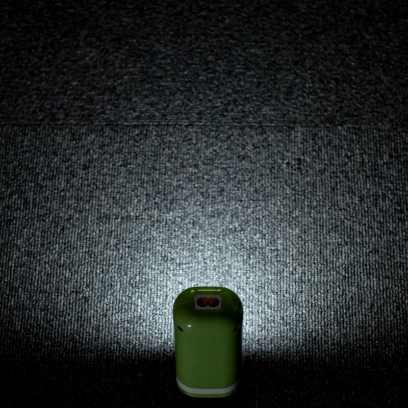 LED-lommelygte Vayox VA0064 med genopladeligt batteri, sidebelysning, 230V, 100 lm, 1 stk.