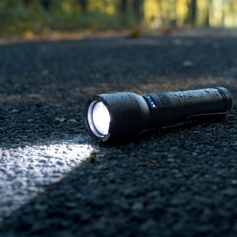 Vayox VA0180 taktisk genopladelig lommelygte med ZOOM, 800 lm, 1 stk.
