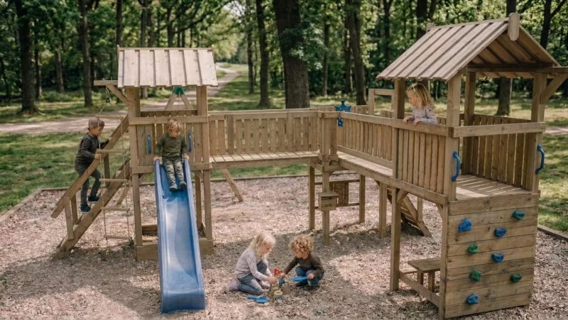 Legetårn Twierdza Przygód 562x612 cm Træ