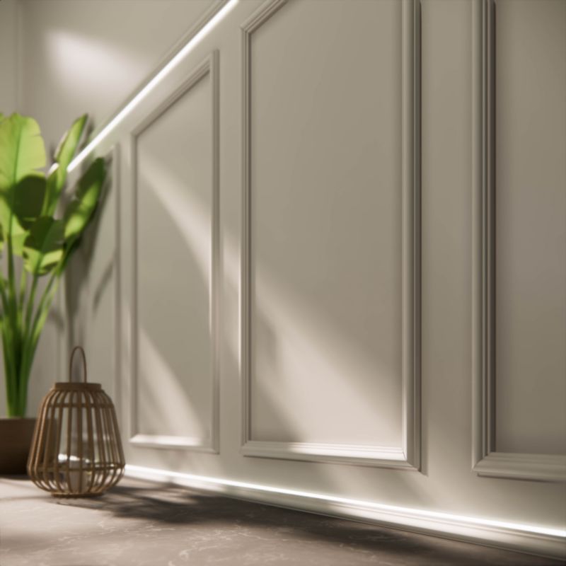 Elegant LED-list 40 x 22 x 2750 mm til maling