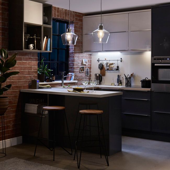 Hjørneliste til højskab GoodHome Stevia / Garcinia 89,5 x 5,9 cm i antracit med blank finish