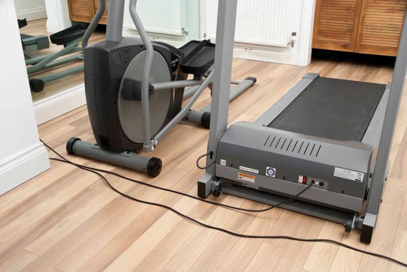 Halvrund gulvkanal til kabler D-line 60 x 12 x 1800 mm sort