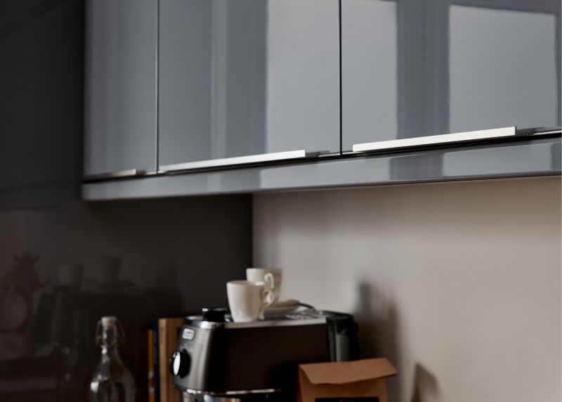 GoodHome Alisma afslutningsliste 240 x 3,5 cm grå højglans