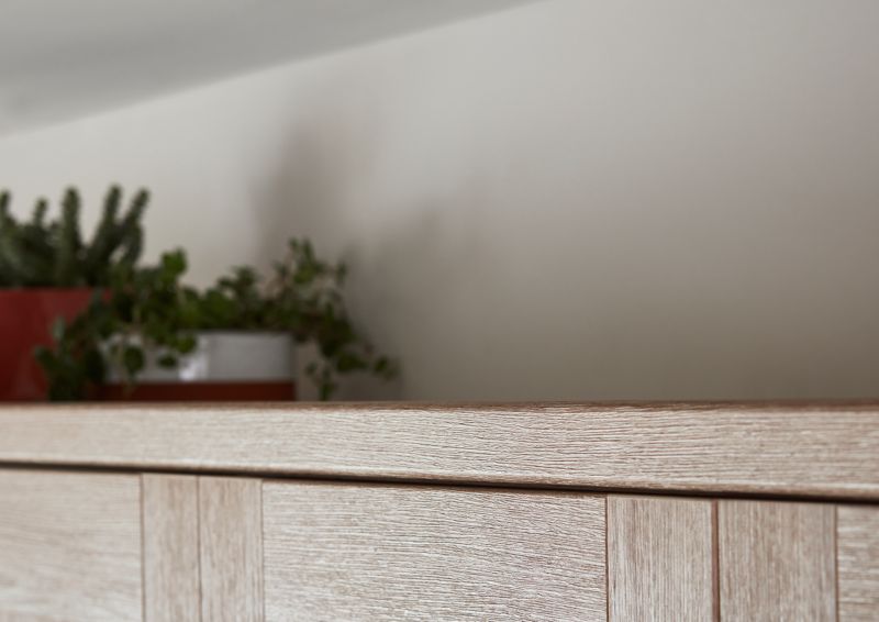 Top- og bundafslutningsliste GoodHome Alpinia egetræ