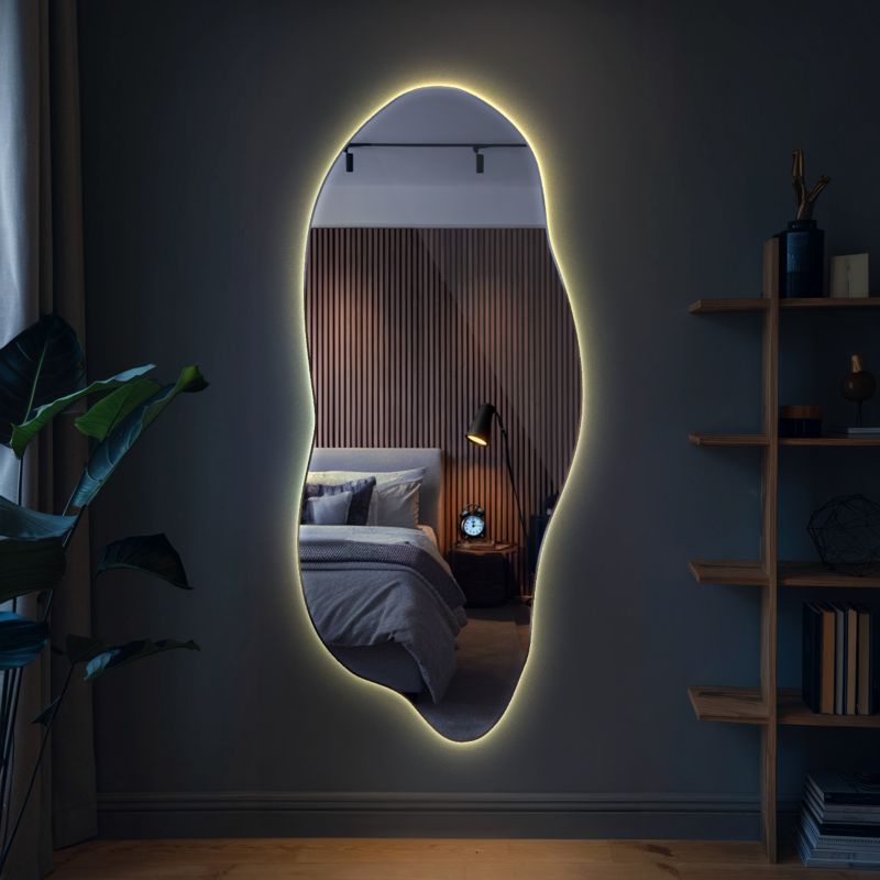 Asymmetrisk LED-spejl 45x100 cm Varmt Lys 1 stk.