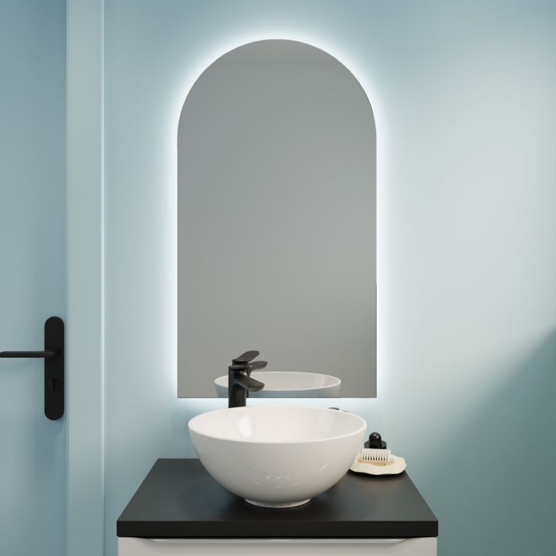 LED Spejl Dorji Bueformet 50 x 90 cm Hvid
