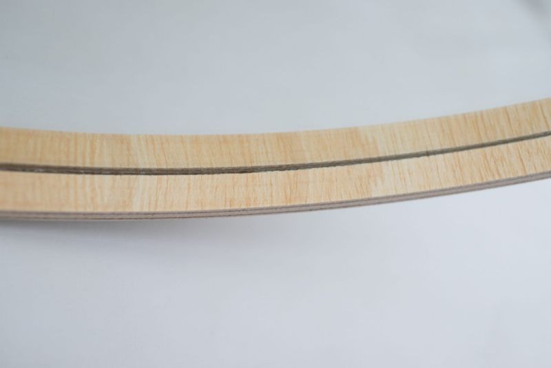Rundt BD art spejl i skandinavisk træ 70 cm naturlig 1 stk.