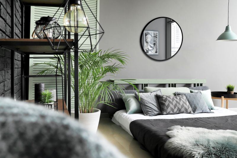 Rundt spejl Tulup med sort ramme 80 cm – stilfuldt design, 1 stk.