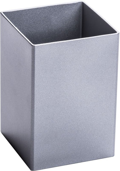 Montering af massiv stolpe Kornik 75 x 75 mm i sølv
