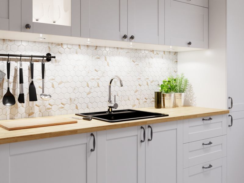 Keramisk mosaik Ilcom Carrara Gold 32,3 x 27,7 cm sekskantet prøve 1 stk