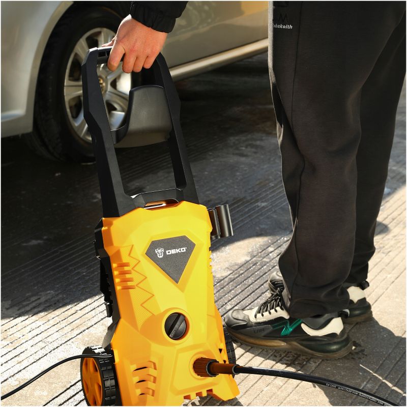 DEKO højtryksrenser 120 bar 1500 W 1 sæt