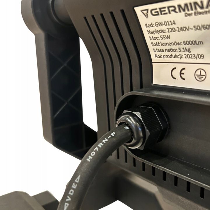 Bærbar LED-projektør GERMINA 55W med 2 IP54-stik, 1 stk.