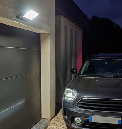 Naświetlacz LED Lucan 14800 lm 5000 K IP65 Sort