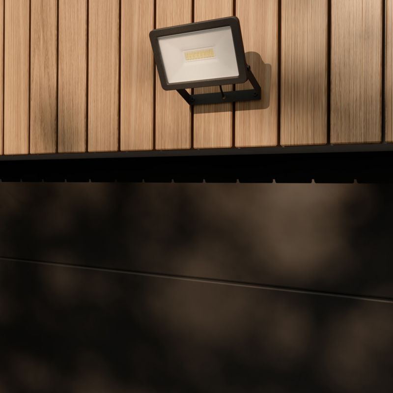 LED Projektør Lucan 20 W Sort