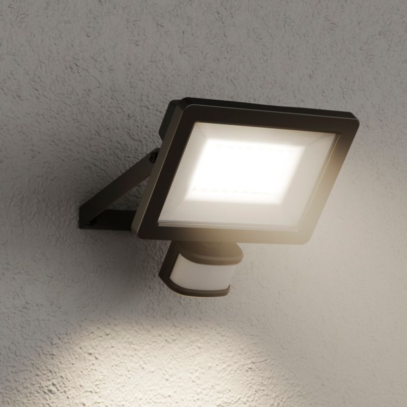 GoodHome Lucan projektør med bevægelsessensor 30 W mat-sort