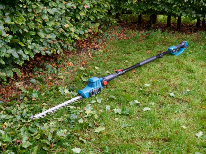 Erbauer 18 V akku-hækkeklipper med teleskoparm 45 cm uden batteri
