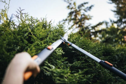 Fiskars SmartFit HS86 hækkesaks med teleskophåndtag