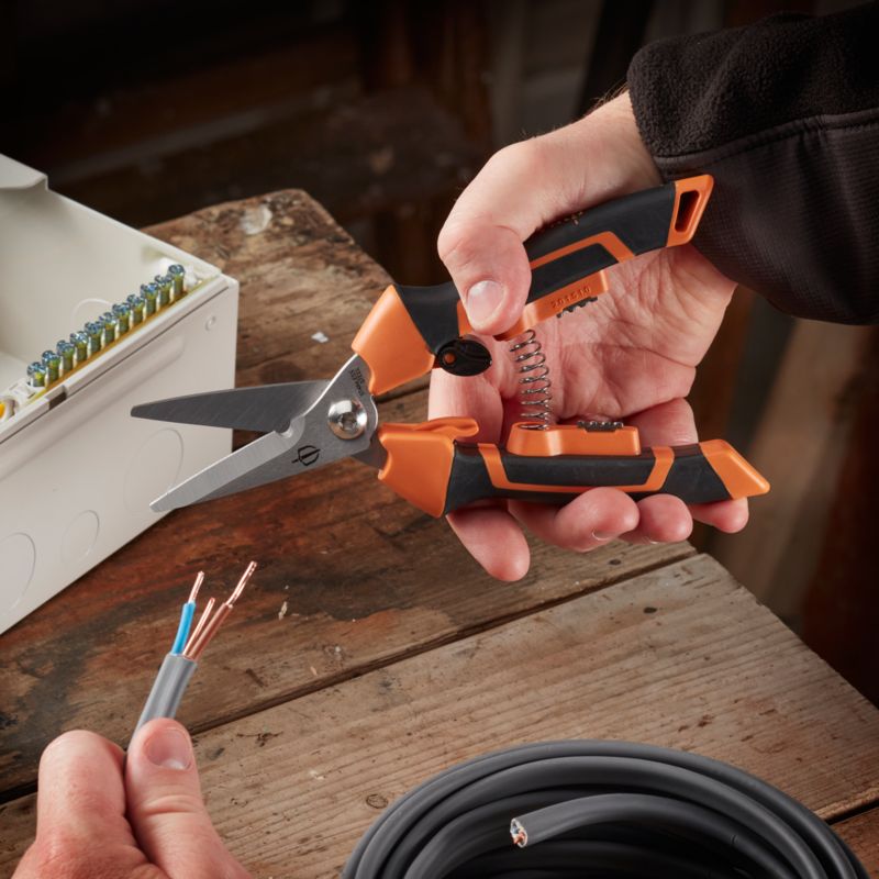 Multifunktionelle sakse Magnusson 20 cm