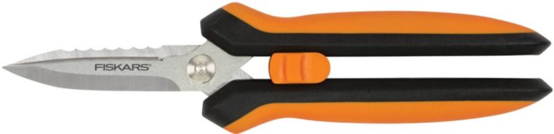 Fiskars Solid SP320 multifunktionelle græssakse