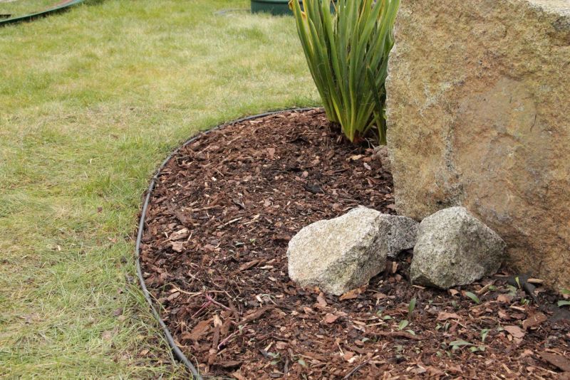 Plastikafgrænsning Blooma 6 m x 10 cm sort