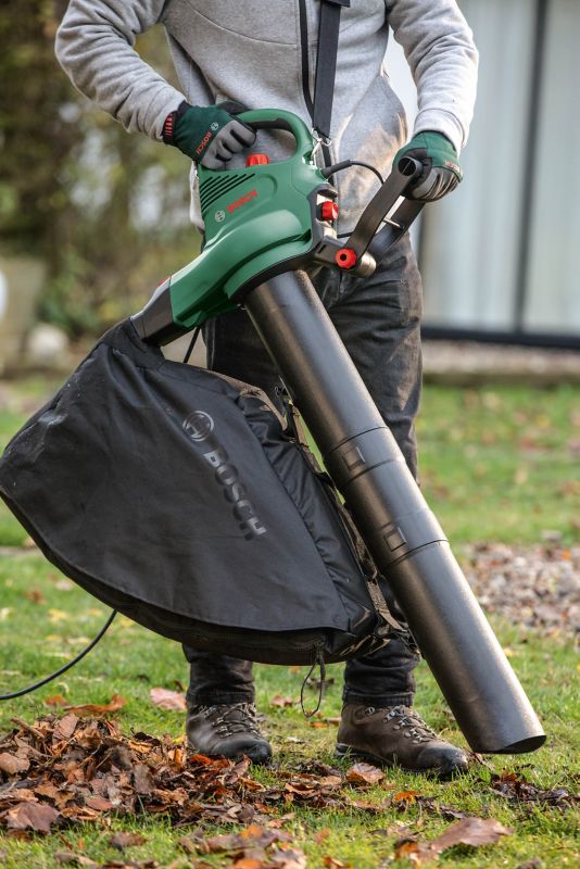 Bosch Tidy 3000 W blæser og støvsuger til havebrug