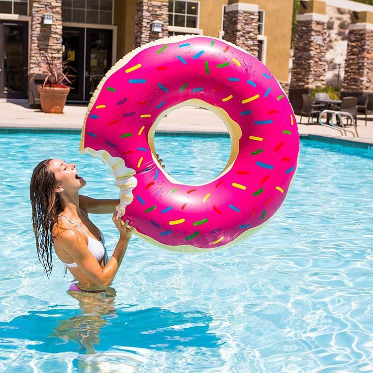 Oppustelig Badering Donut 90 cm Flerfarvet