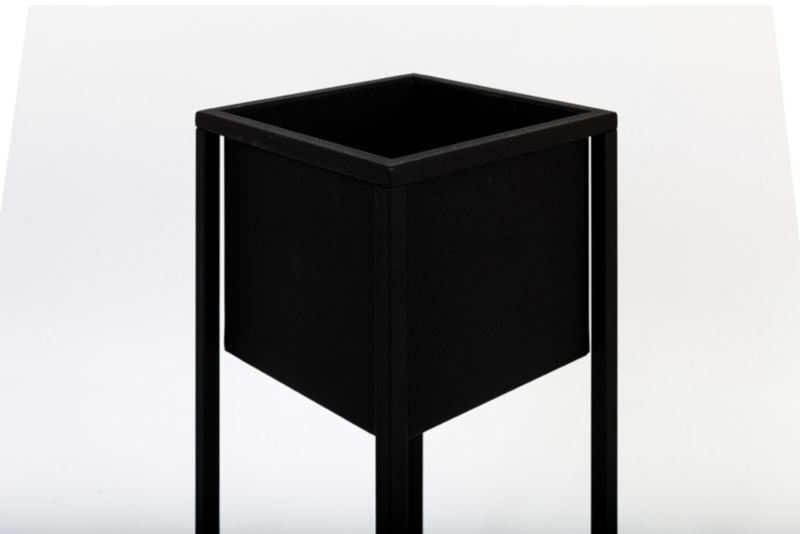 Your Loft Design sort plantepotteholder Nantes M 23x23x75 cm, 1 stk.