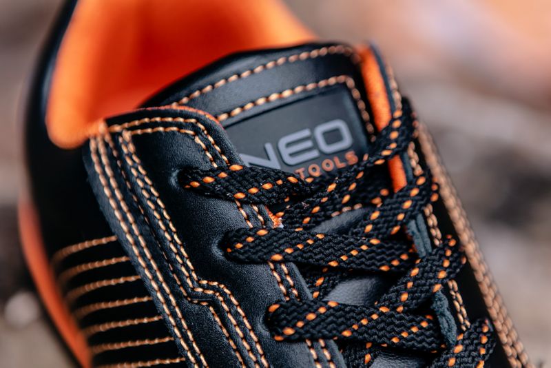 NEO TOOLS sikkerhedssko, størrelse 43, sort, 1 par
