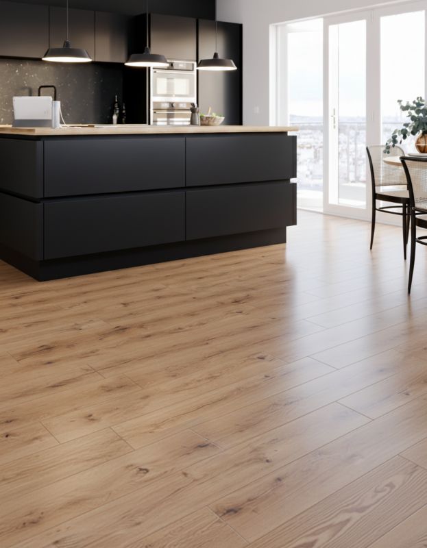 Laminatgulv 128,5x19,2 cm Brun Mat AC5 2,22 m²