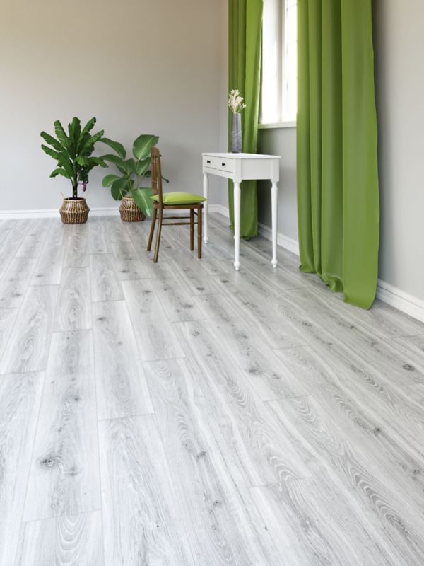 Laminatgulv Dąb Turmero 128,6x19,2 cm 2,222 m²