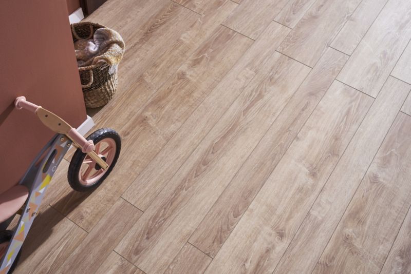 Laminatgulvpaneler Weninger Eg Valera AC6 1,651 m²