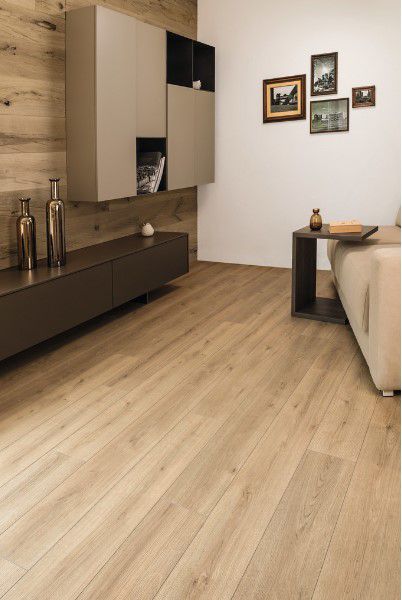 Laminatgulvpaneler Weninger Eg Verona AC4 2,669 m²