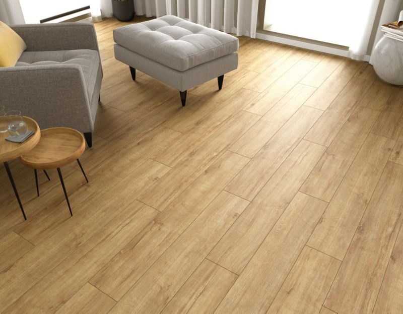 Laminatgulv 128,8x19,5 cm Brun AC5 2,26 m²