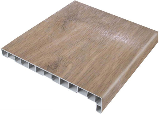 Indvendig PVC‑vindueskarm Geom 25 x 126 cm i Winchester‑eg