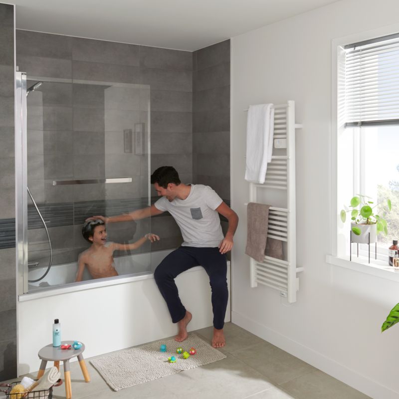 Badekarsvæg GoodHome Nubia 1-delt 150 x 95 cm krom/gennemsigtigt glas