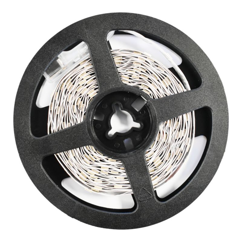 LED Strip E-light IP54 RGB 5 m Med Fjernbetjening