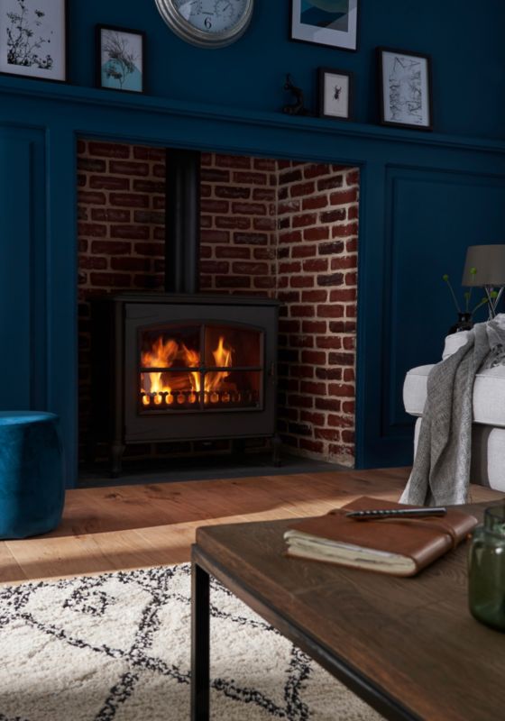 Rustica 10 kW støbejernsbrændeovn