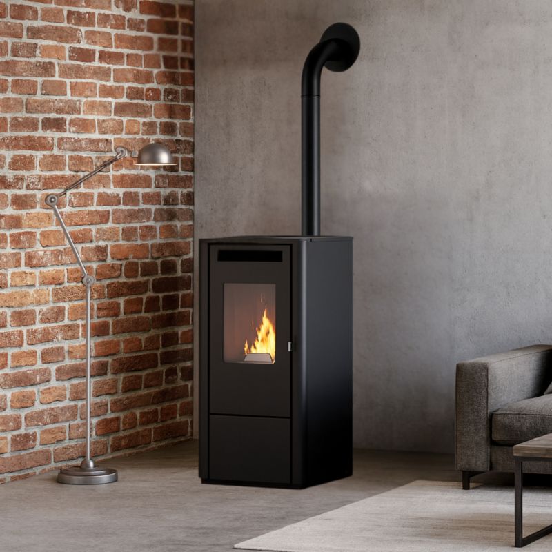 Ferretti Milano Pilleovn 9.5 kW Sort Italiensk Elegant Automatisk Varmeløsning