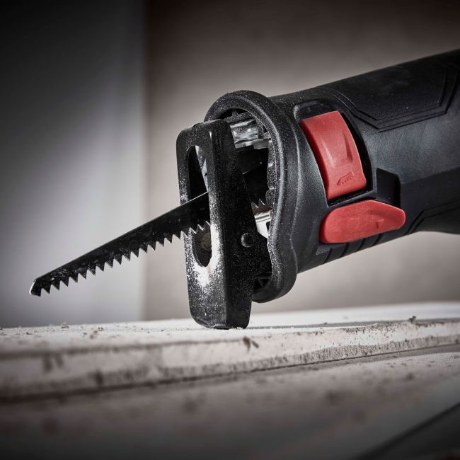 Erbauer 18 V bajonetsav med 1 x 4 Ah batteri