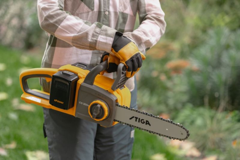 Stiga 300E 30 cm akku-kædesav