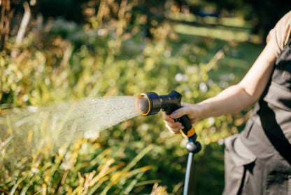 Fiskars Solid sprøjtepistol til havevanding