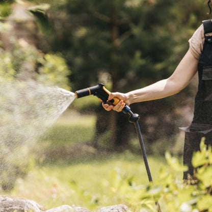 Fiskars Comfort forreste aftrækker sprøjtepistol, justerbar, sort-orange